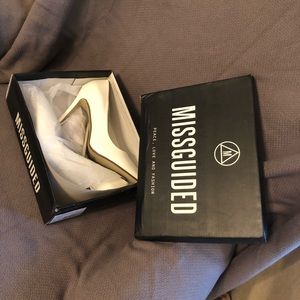**never worn**misguided white patten leather heels
